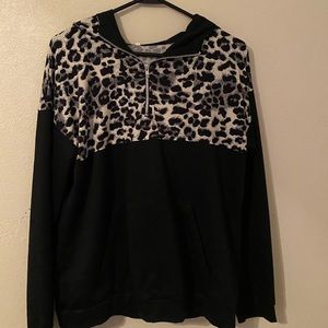 Half Zip up leopard print sweatshirt
